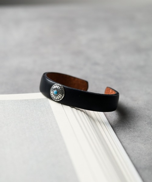 ブレスレット 「ネイティブデザイン」レザーバングル レディース