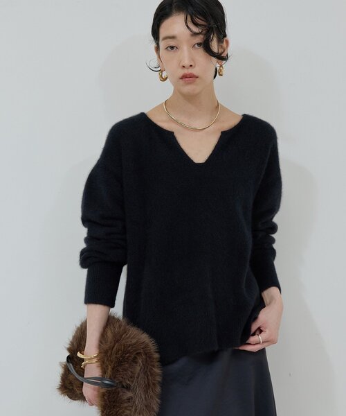 GALLARDAGALANTE（ガリャルダガランテ） ニット セーター 「デコルテ