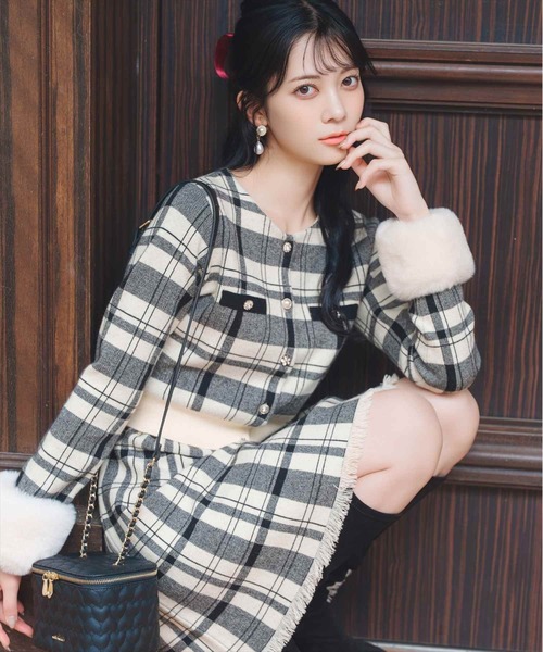 ダックスゴルフ】ニットセットアップ カーディガン スカート ロゴ柄