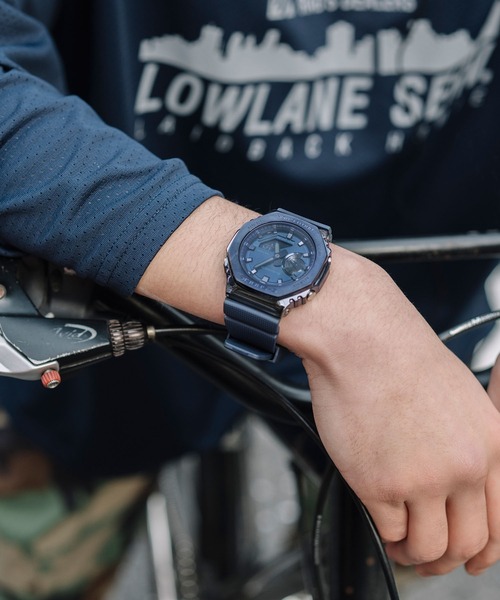 G-SHOCK 腕時計 メタルベゼル / オクタゴンベゼル GM-2100N-2AJF