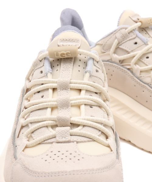 UGG Australia（アグオーストラリア） スニーカー UGG CA805 V2 REMIX