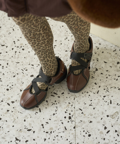 Foundry Mews スニーカー Foundry Mews/ファウンドリーミューズ