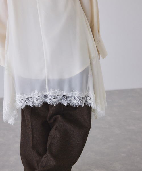 ADAM ET ROPE'（アダムエロペ） ブラウス シャツ ヘムレースシアージレ