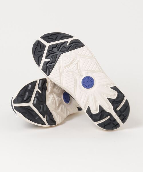 UGG Australia（アグオーストラリア） スニーカー UGG CA805 V2 NUBUCK