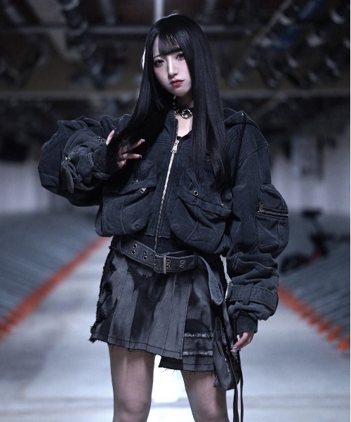 REFLEM（レフレム） パーカー 「REFLEM/レフレム」ベルト付きクロップ