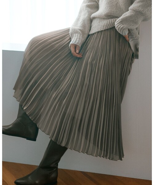 23区（ニジュウサンク） スカート シャイニー プリーツスカート