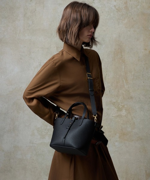 CHARLES ＆ KEITH（チャールズ&キース） ショルダーバッグ バッグ