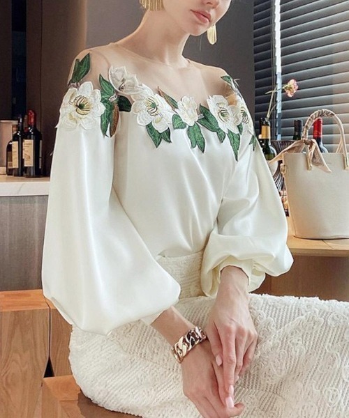 ブラウス シャツ フラワーモチーフ刺繍切り替えバルーン袖ブラウス