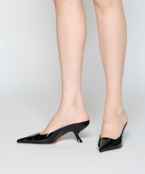 PELLICO（ペリーコ） サンダル CUORE エナメルミュール 6.5cm BLACK