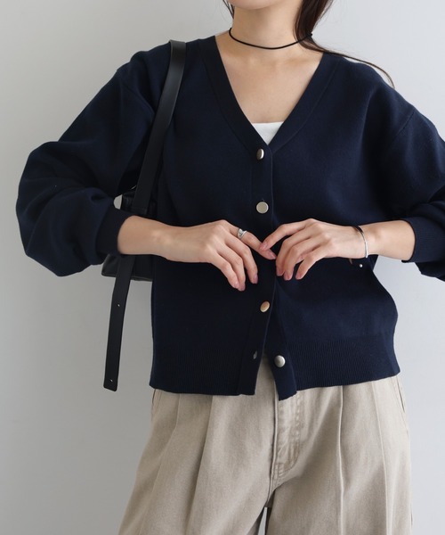 andme（アンドミー） カーディガン 金ボタンVネックニットカーディガン