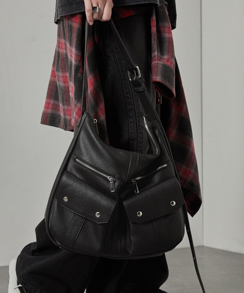 ショルダーバッグ 「Alfred Alex」マルチポケットZIPショルダーバッグ