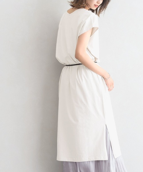 Pierrot（ピエロ） ワンピース Vネックフレンチスリーブワンピース