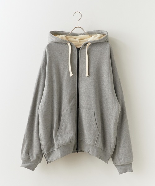 FOG ESSENTIALS（エフオージーエッセンシャルズ） パーカー FOG