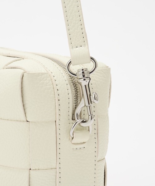 IACUCCI（イアクッチ） ショルダーバッグ バッグ ベルタ S CERVO