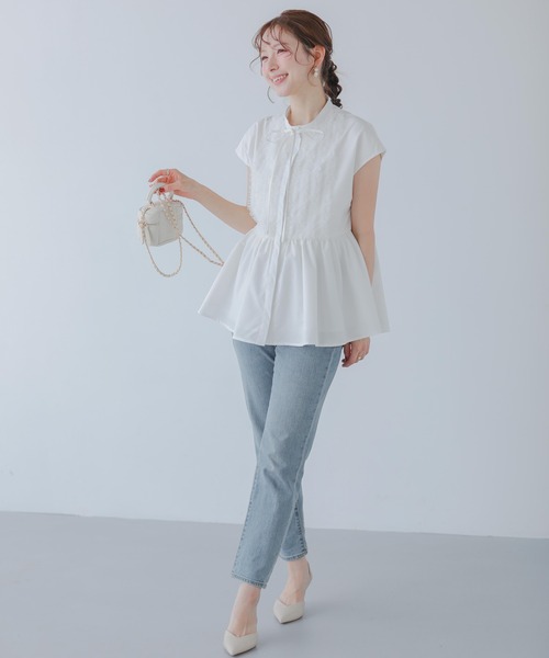 Fit more（フィットモア） ブラウス シャツ フロントフリルペプラム