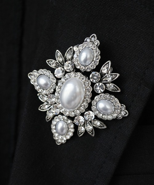 Port（ポート） ブローチ 「 」 バロック風 クラシカル ブローチ