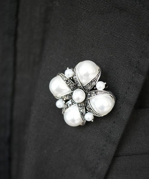 Port（ポート） ブローチ 「 」 バロック風 クラシカル ブローチ