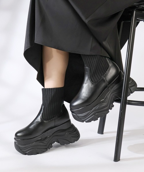 LOVEHUNTER（ラブハンター） ブーツ +9.5cm 軽量厚底 ソックス