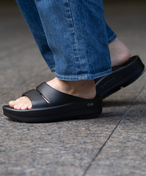 OOFOS（ウーフォス） サンダル メンズ OOmega OOahh : ZOZOTOWN Yahoo