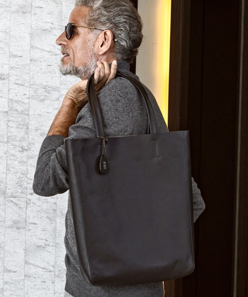 AKM Contemporary（エイケイエムコンテンポラリー） トートバッグ