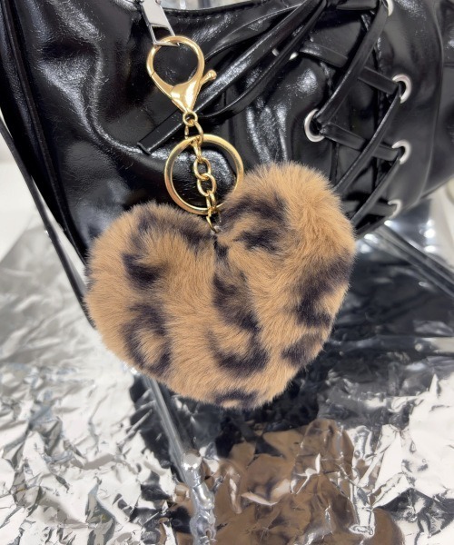 MASHIRO キーホルダー レオパードモチーフカラーエコファーバッグ