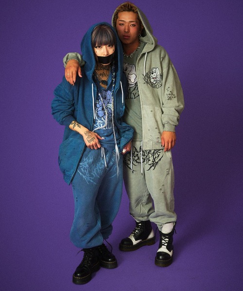 GALFY（ガルフィー） パーカー GALFY-染め染めわんちゃんボロボロ