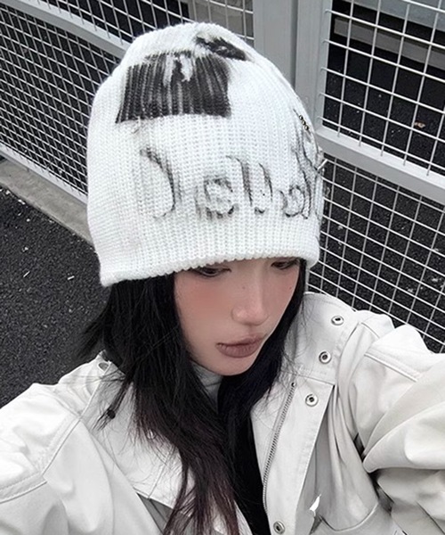 lilful ニット帽 ニットキャップ スタッズ付き ステンシルデザインロゴ