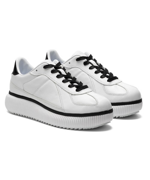 Onitsuka Tiger（オニツカタイガー） スニーカー DELECITY