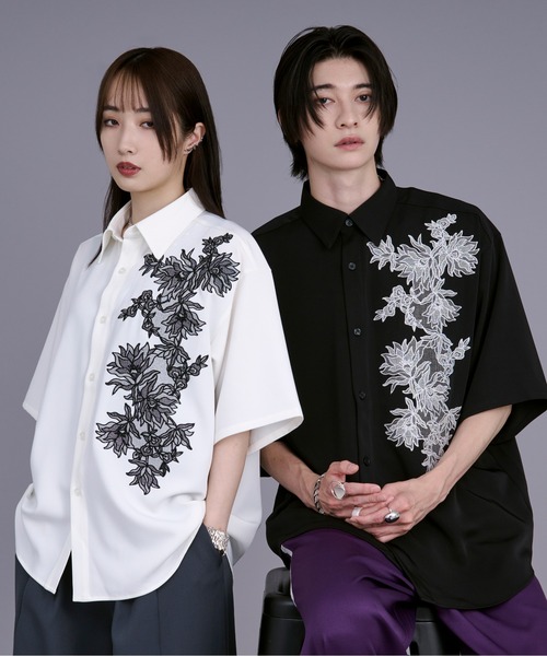 Ellno Loset（エルノロゼット） シャツ ハッチングフラワー刺繍シャツ