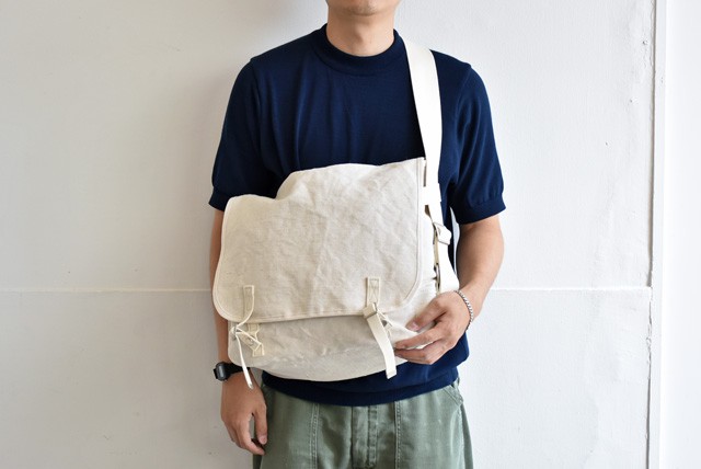 SLOW＆CO（スロウ） truck French army shoulder bag アイボリー - ZABOU