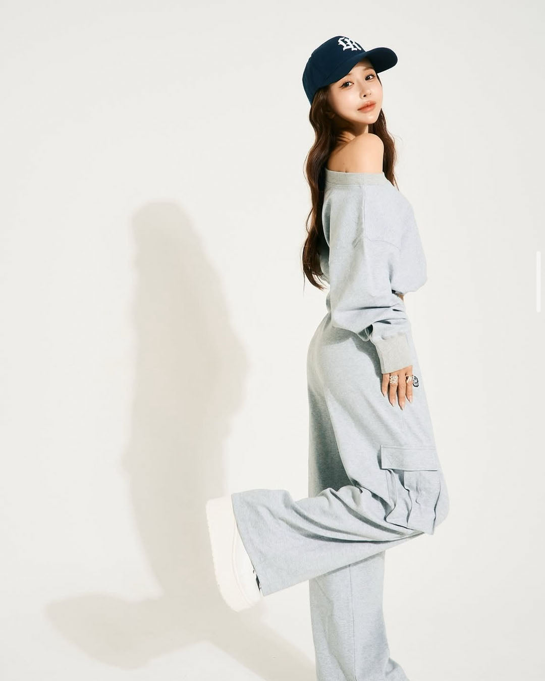 LIBEIRO×鈴木亜美コラボトップス