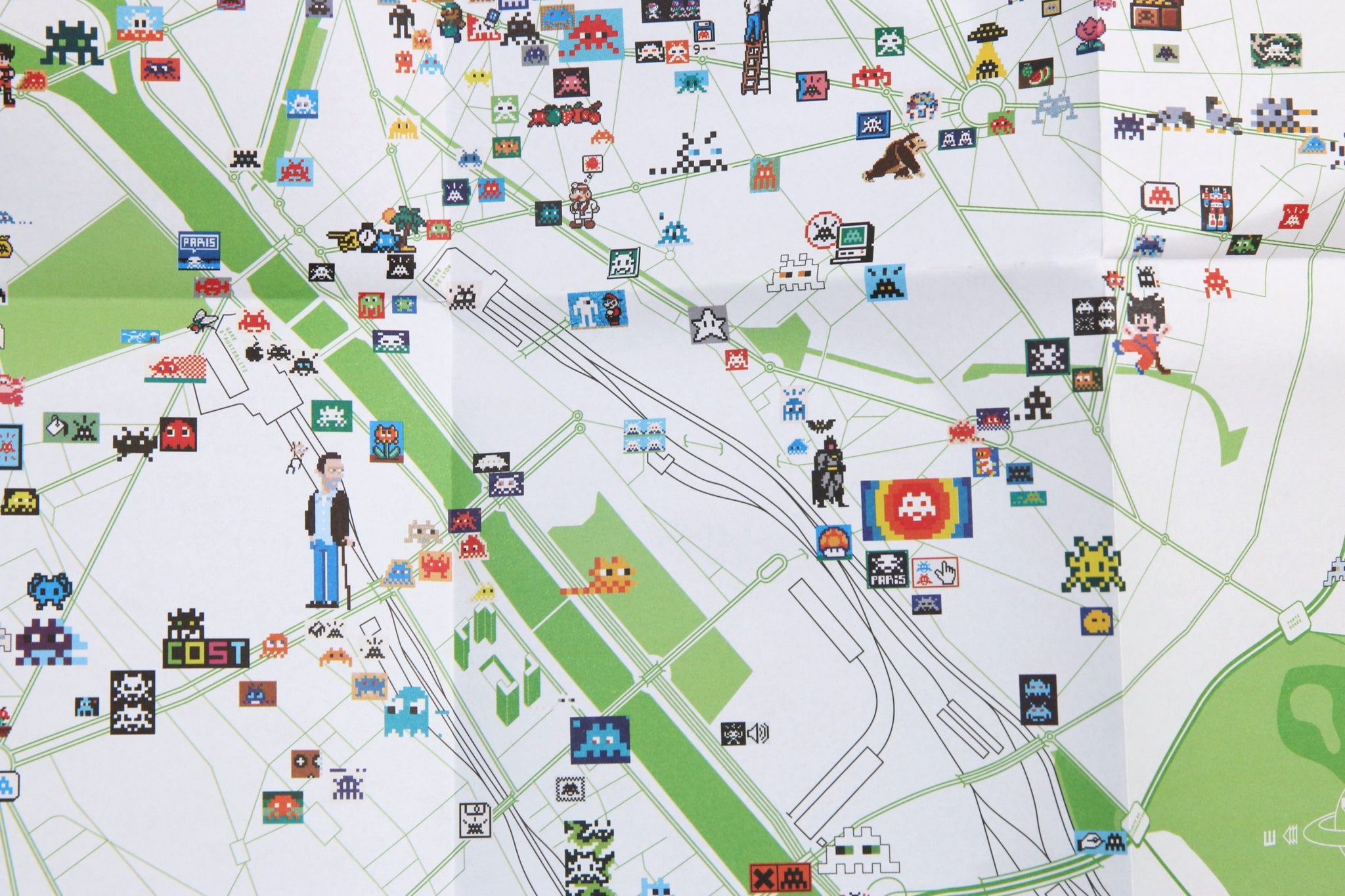 INVADER Invasion De Paris Map - print – Galerie Mona Lis'Art