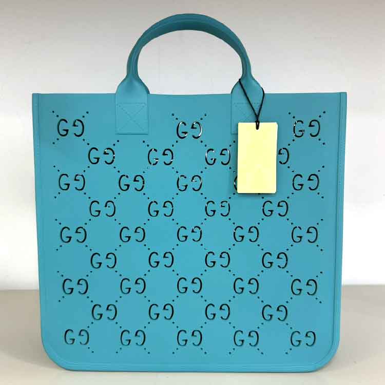 グッチ チルドレンズ トートバッグ ライトブルー パンチング GG ラバー