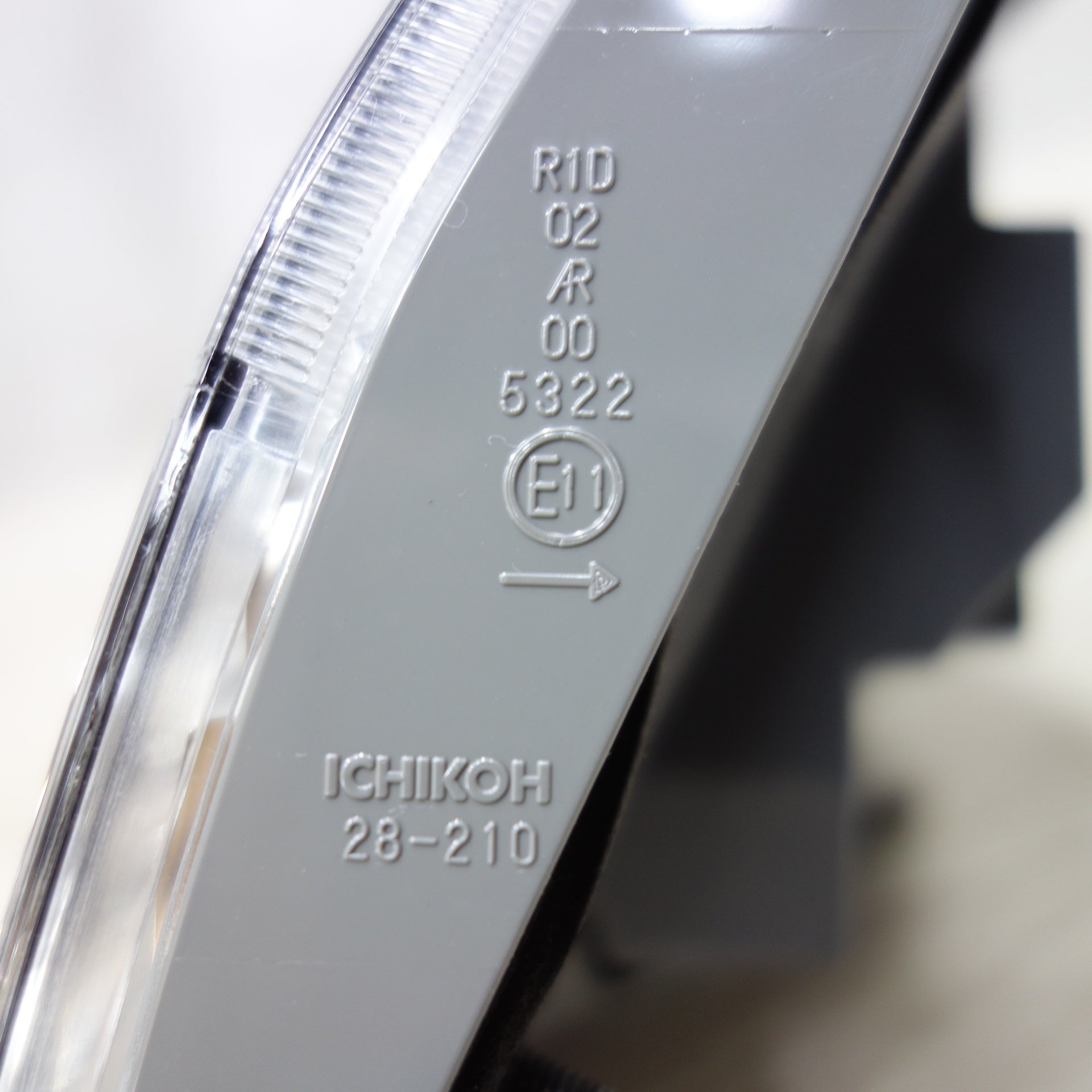 送料無料] 新車外し!左右セット◇トヨタ エスティマ 50系 純正 LED