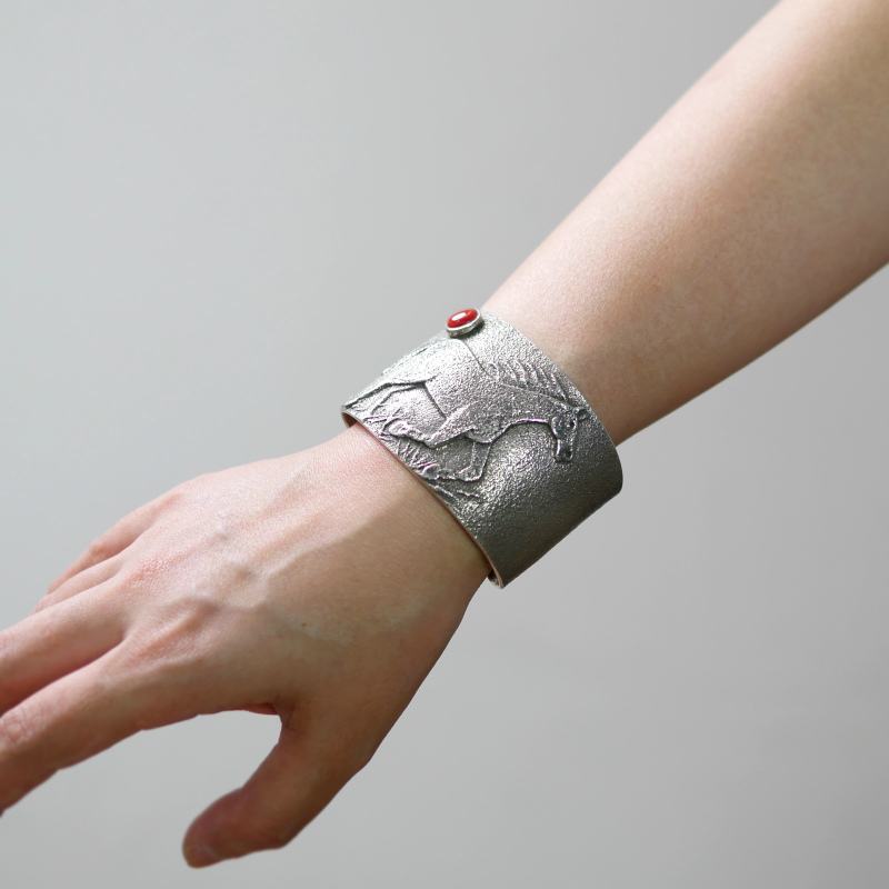 143mm フィランダービゲイ コーラル×トゥファキャスト バングル