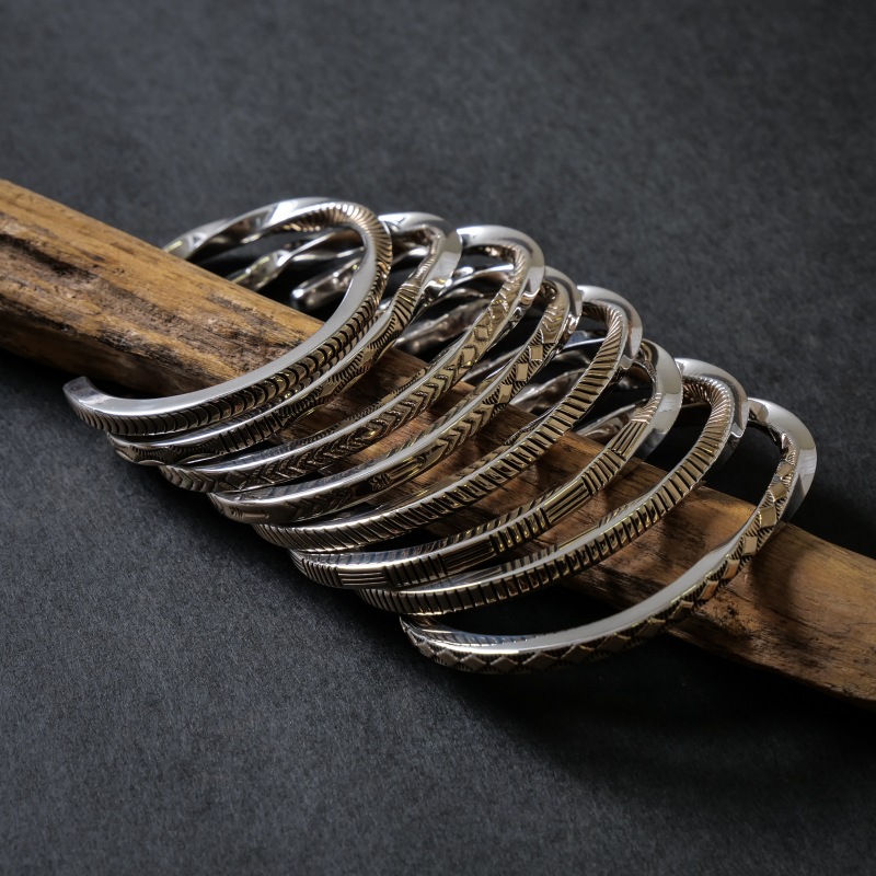 134mm ブルースモーガン 14金 スクエアツイスト バングル｜マライカ