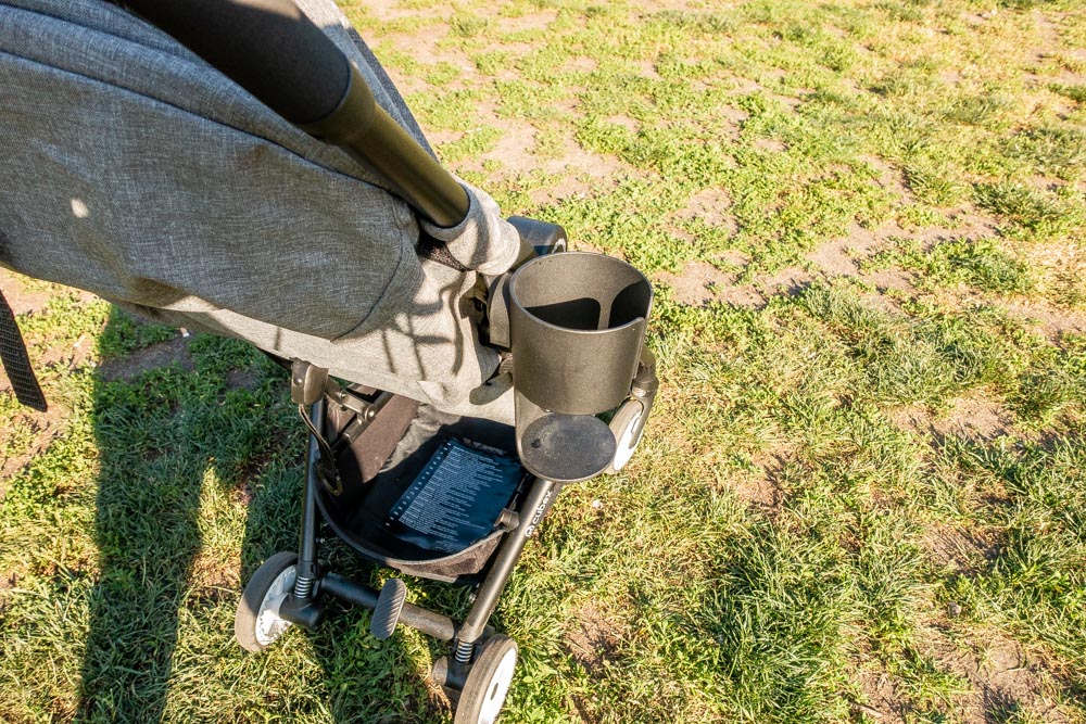 サイベックスの軽量コンパクトベビーカー「イージーS（Eezy S）」を1年