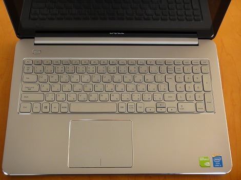 Inspiron 15 7000シリーズ(7537)レビュー:洗練されたデザインの高性能