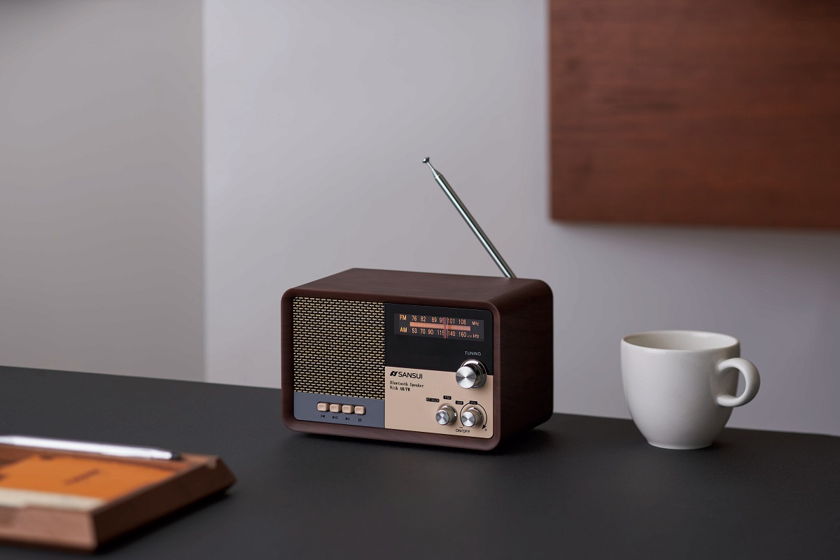 レトロ感がたまらない! サンスイブランドの一体型CDプレーヤー「SMS