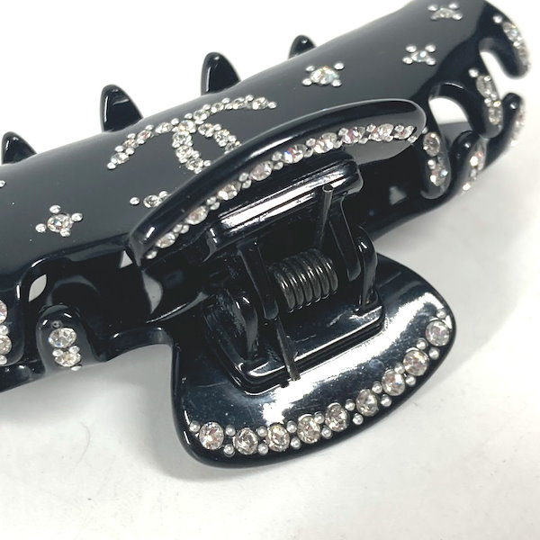 Qoo10] CHANEL バレッタ ヘアクリップ CC ココマーク
