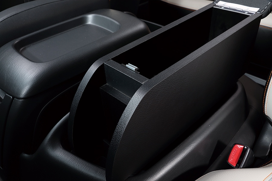 ハイエース200系 専門店 ユーアイビークルのハイエース ワイドボディ用