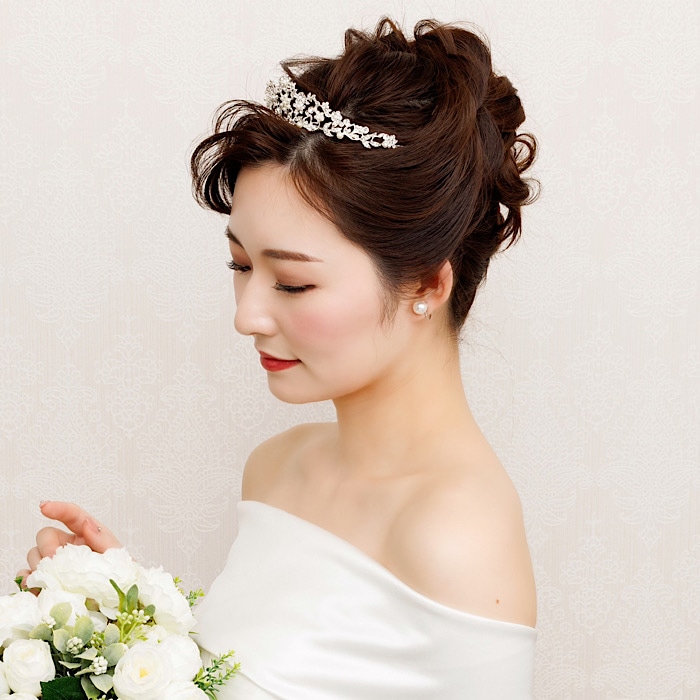 ブライダルアクセサリーのアンナンウェディング