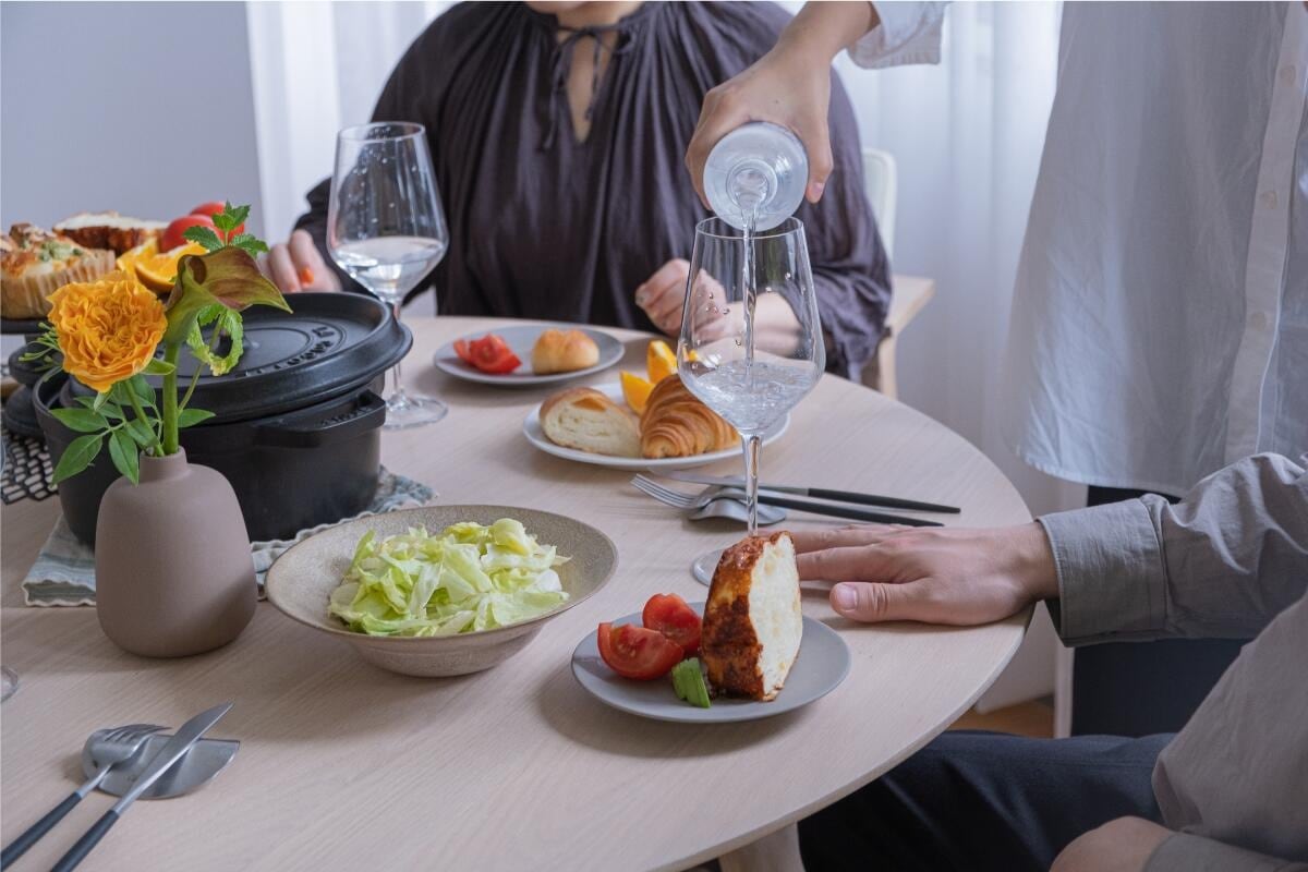 バーリン 円形 ダイニングテーブル 丸テーブル 無垢材 メラミン天板