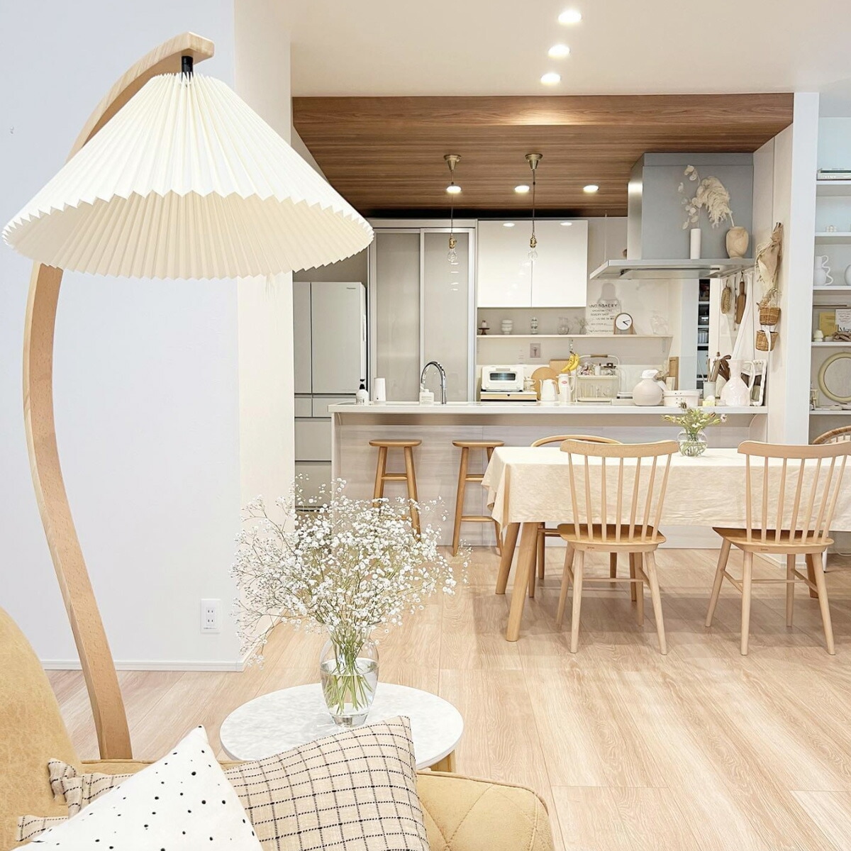 VeroMan フロアライト スタンドライト レトロデザイン プリーツ