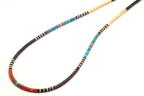 サントドミンゴ・ネックレス ジェラルド＆マリー・カラバザ作 《POWWOW