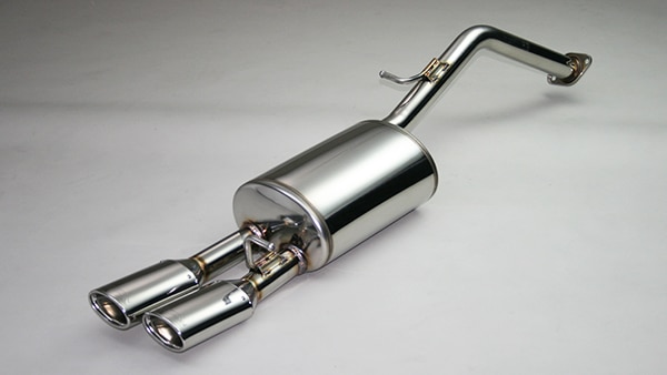 プリウス30系用 GANADOR マフラー（右ダブル出し）を販売中です