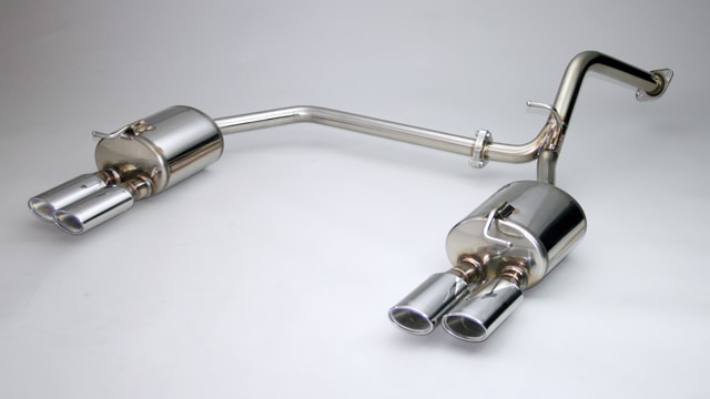 プリウス30系用 GANADOR マフラー（左右4本出し）を販売中です