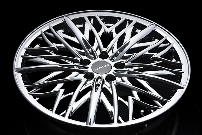 プリウス60系専用 WALD ジェニュインライン M001 20インチホイール