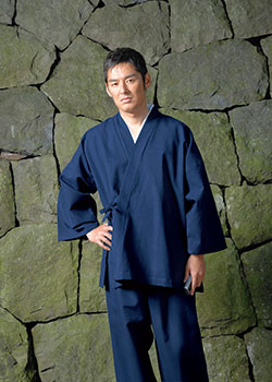 作務衣の専門館 『伝統芸術を着る会』 | 作務衣で愉しむ伝統の藍染