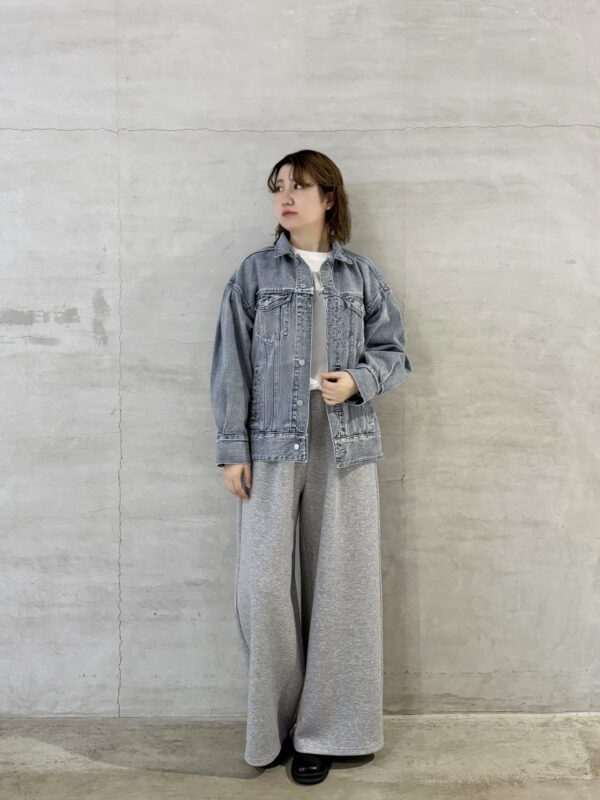 ラフなのに女性らしい【ELENDEEK】BACK FORM LOOSE DENIM JK